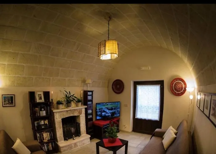 Spacious With Private Pool In Castellana Grotte *