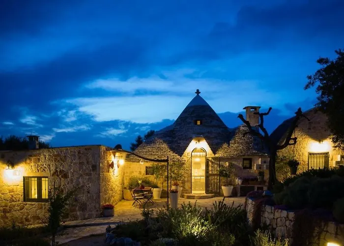 Spacious With Private Pool In Castellana Grotte