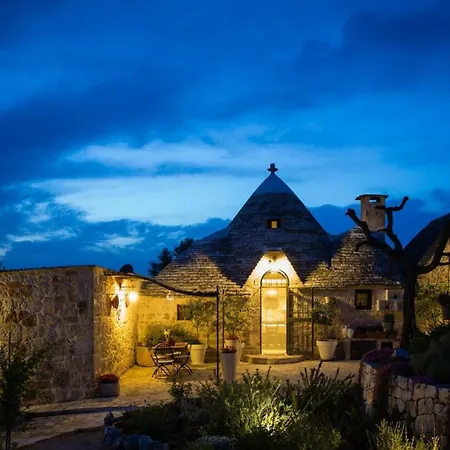 Spacious With Private Pool In Castellana Grotte Villa